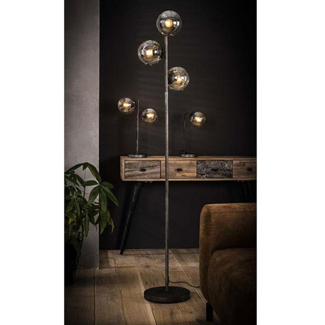 Retro vloerlamp Hannah 3-lichts