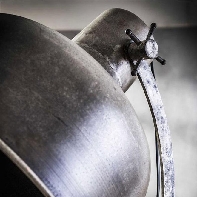 Industriële vloerlamp Cas verrijdbaar