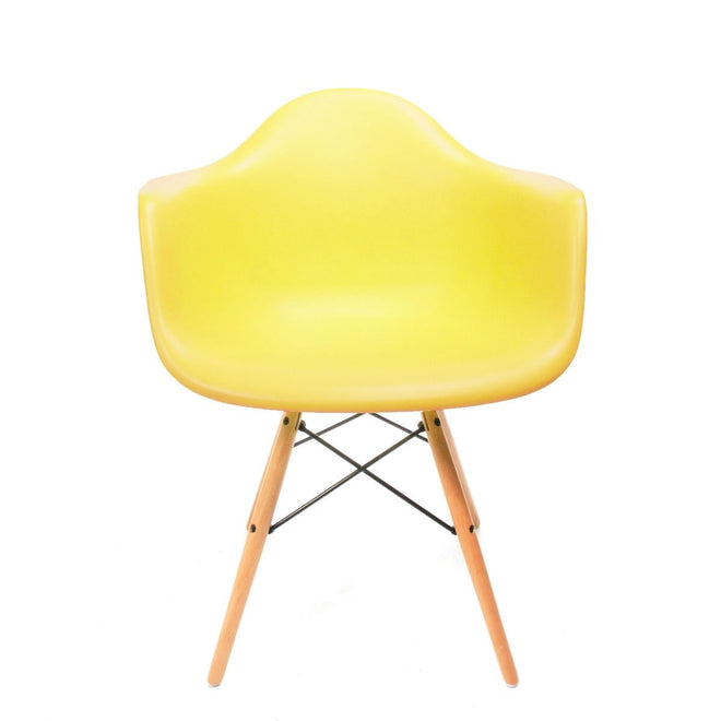 Eames DAW chair geel