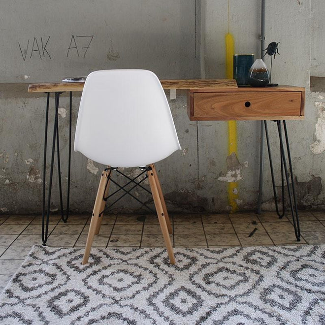 Eames DSW chairs - Charles & Ray Eames