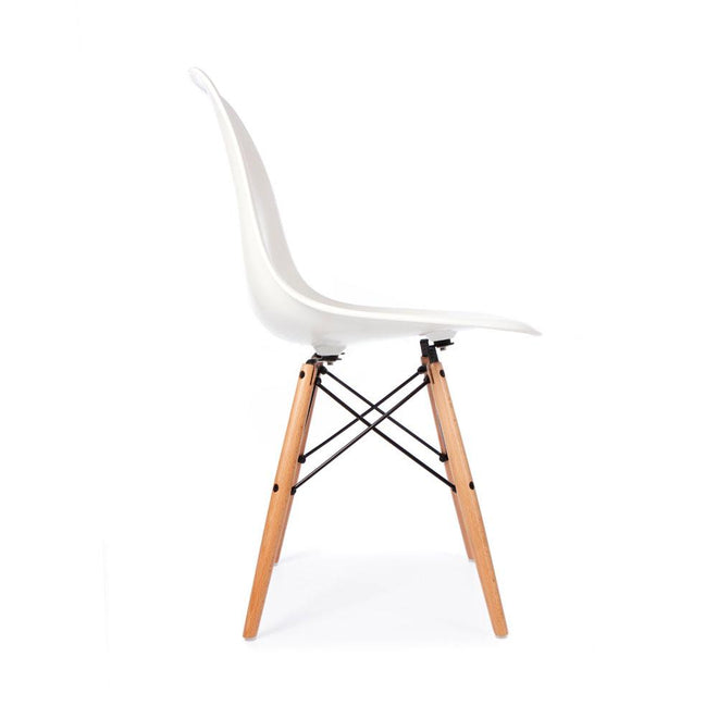 Eames DSW chairs - Charles & Ray Eames