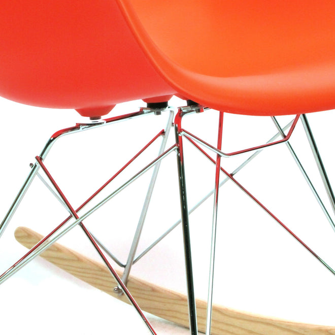 Eames RAR schommelstoel oranje - Charles & Ray Eames 