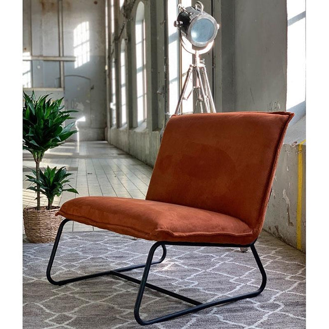 De industriële fauteuil Dante cognac