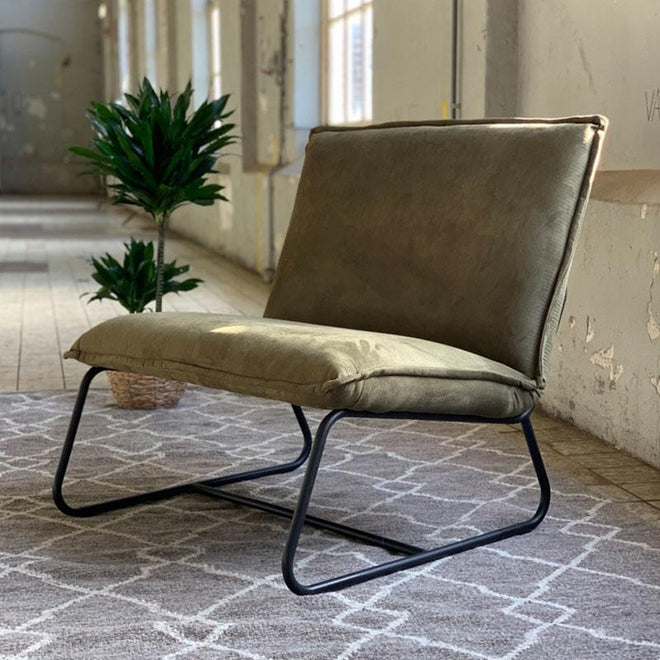 De industriële fauteuil Dante olijf groen