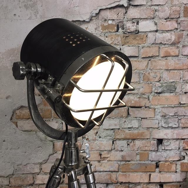 Industriële vloerlamp Dexter Raw nickel