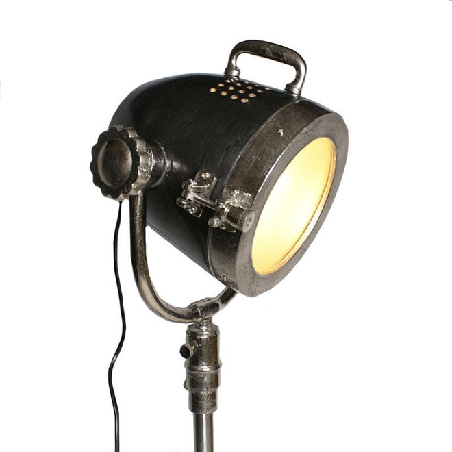 Industriële vloerlamp Bekka Raw nickel