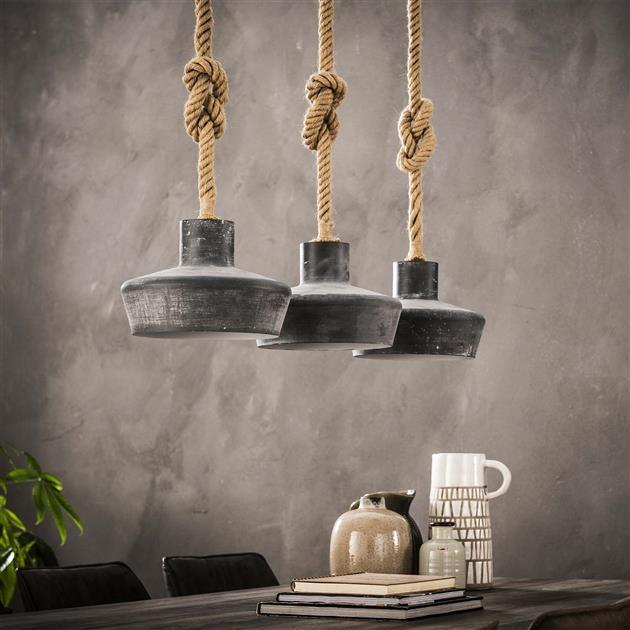 De industriële hanglamp Ferrol 3-lichts touw