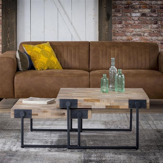 De industriële salontafel Adkins teakhout 80 cm