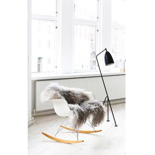 Grasshopper vloerlamp zwart - Gubi Grosmann
