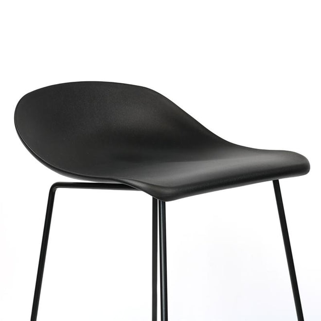 Scandinavische barkruk Simplistic zwart