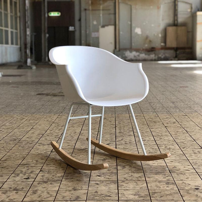 Scandinavische Design schommelstoel Miami wit