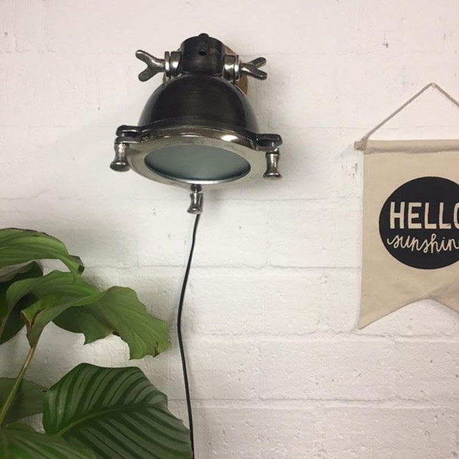 Industriële wandlamp Zach hout metaal 