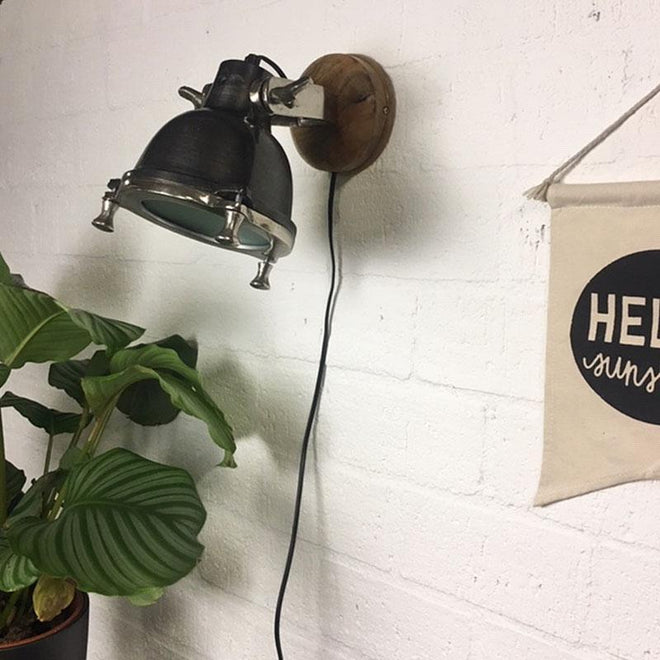 Industriële wandlamp Zach hout metaal 